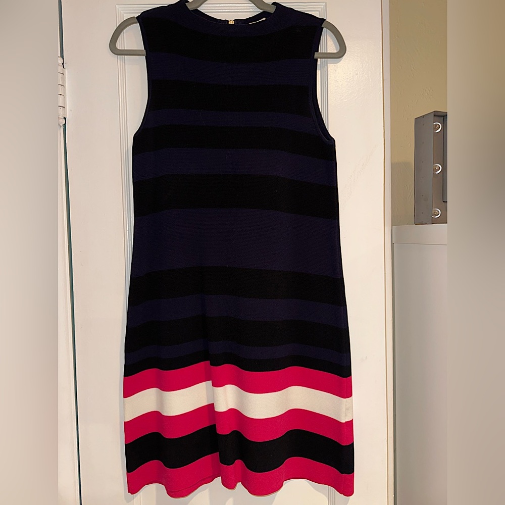 Eliza J, size 4, knit dress. - Picture 1 of 3